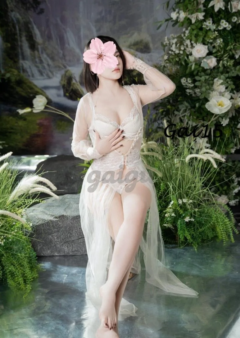 DIỆU ANH - VỪA KUTE VỪA DÂM DỤC NHƯ IDOL JAV
