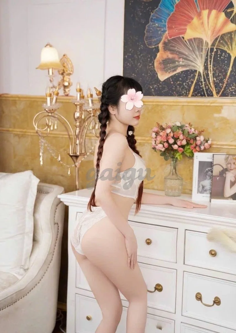 HUYỀN MY - Dâm quyến rũ - Làm tình phê - chiều khách