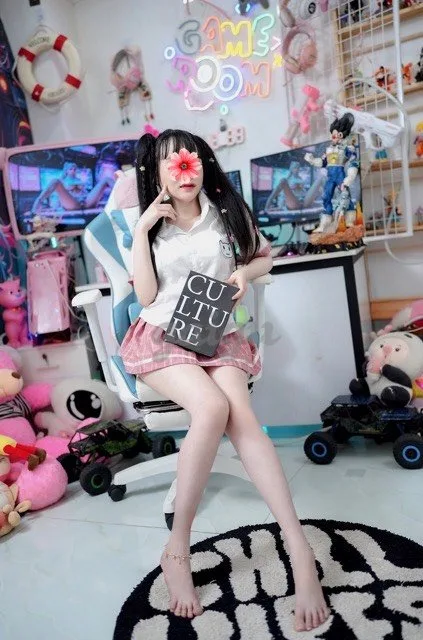 Khả Ái 2K2 - Streamer Mới Nổi - Cân Đường Tình Thắng Đường Đua