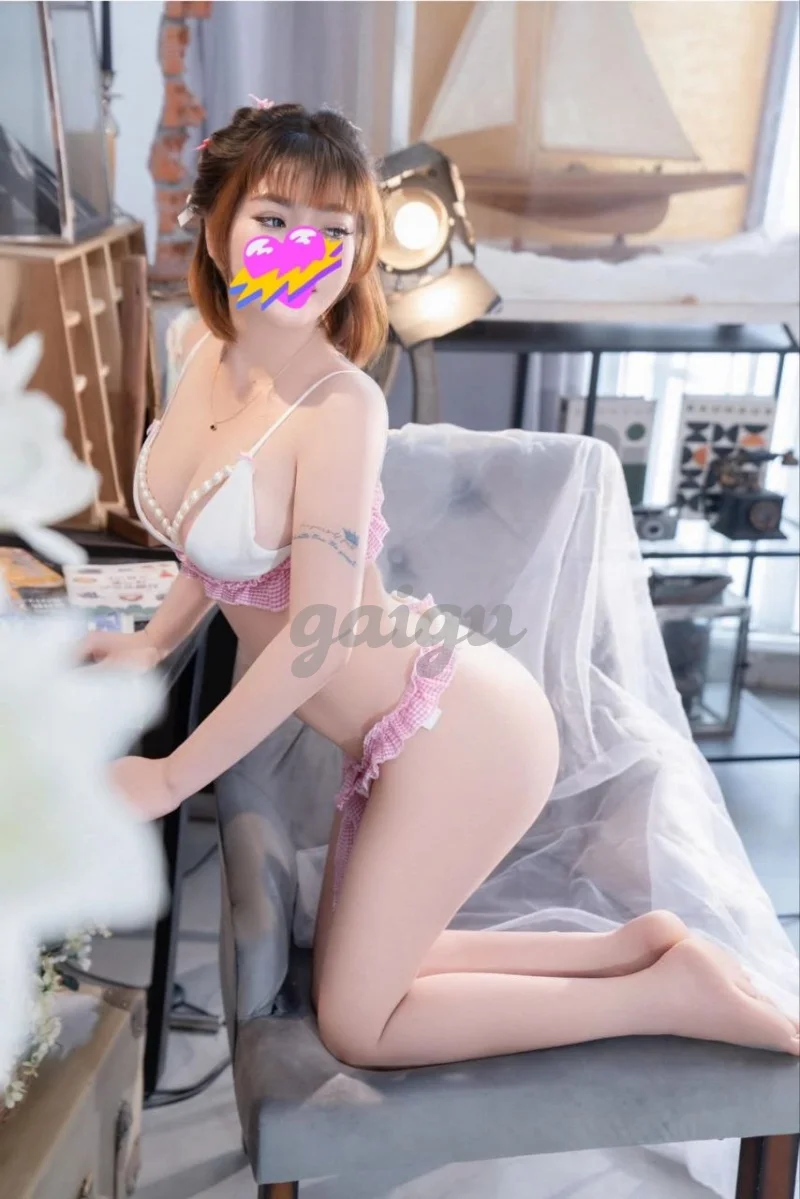 BÉ MIU MẶT XINH NHƯ BÚP BÊ - VÚ NỞ - EO THON - MÔNG CONG GỢI TÌNH