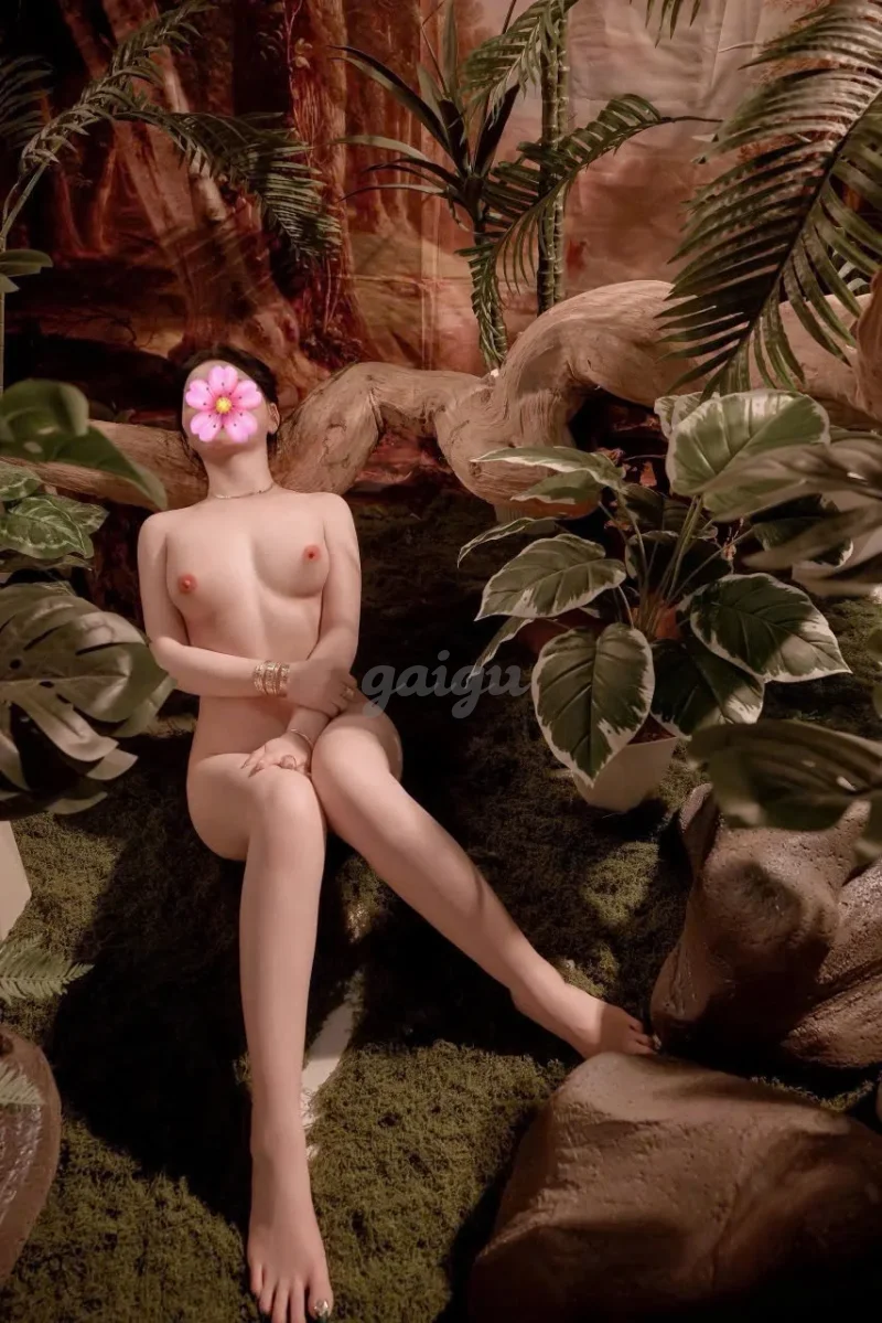 Ely: BODY ĐẸP, MẶT XINH BABY VÀ SANG TRỌNG