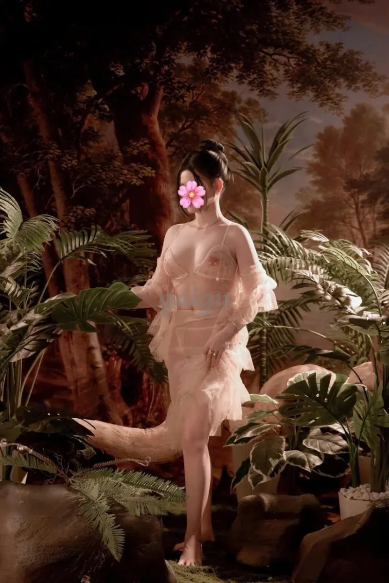 Ely: BODY ĐẸP, MẶT XINH BABY VÀ SANG TRỌNG