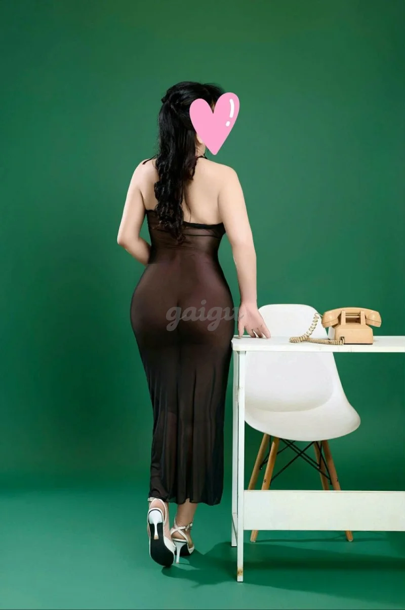 Bảo Ngọc_ Làm tình cực phê, chiều khách hết mình