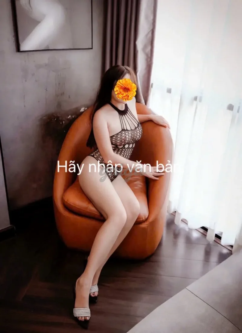 Kiều Oanh .Nhận some vả ship khu vực,VÚ BỰ, MẶT XINH, TUYỆT CHIÊU DÂM ĐÃNG