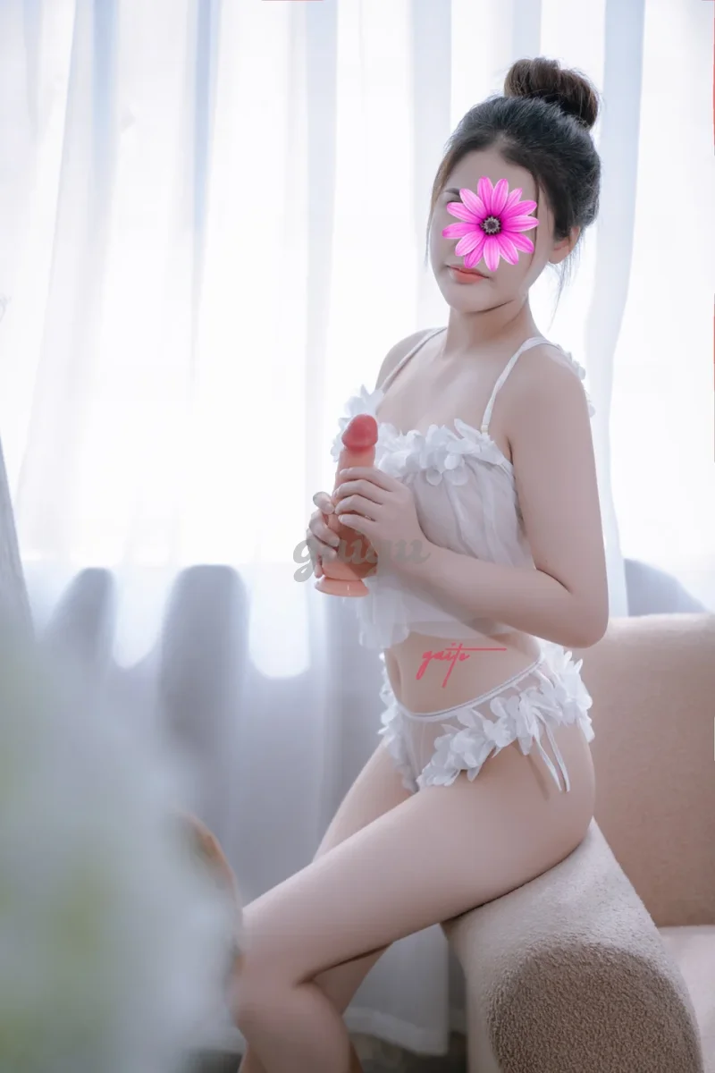 *HOT LAN ANH 2k* - EM HÀNG XINH TƯƠI, VUI VẺ NHIỆT TÌNH