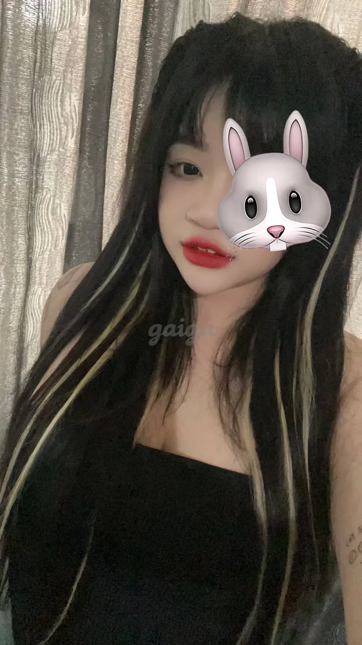 YẾN CHIBI 2k4 Xinh Đẹp Vú to
