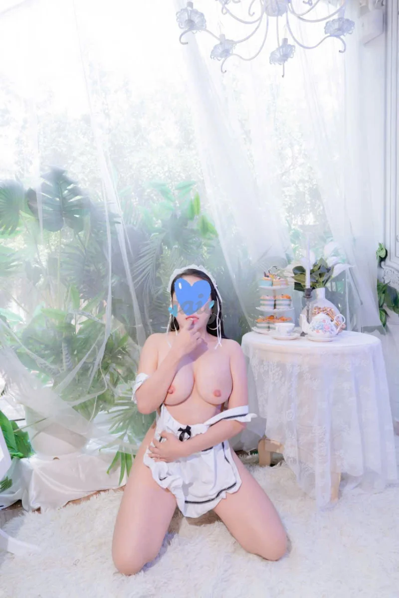 SU SU - BÚP BÊ MẶT CỰC XINH EM NGỰC TO, BƯỚM NGON – SV BAO PHÊ NHIỆT TÌNH PHỤC VỤ ANH EM