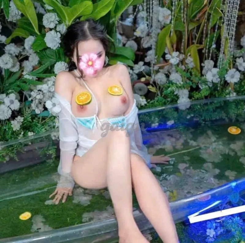 Trân Châu,Thiếu nữ Sexy - Dáng xinh Ngực đẹp ,da trắng cực xinh