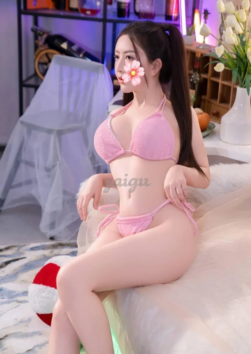 Vy vy xinh sang body đẹp cực chiều khách