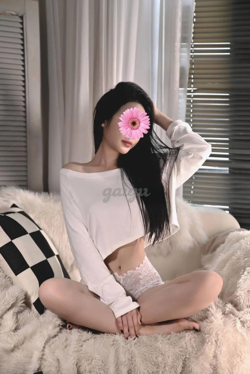 ❤️PÉ MÈO ❤️ Thiếu nữ Sexy - Dáng xinh Ngực đẹp