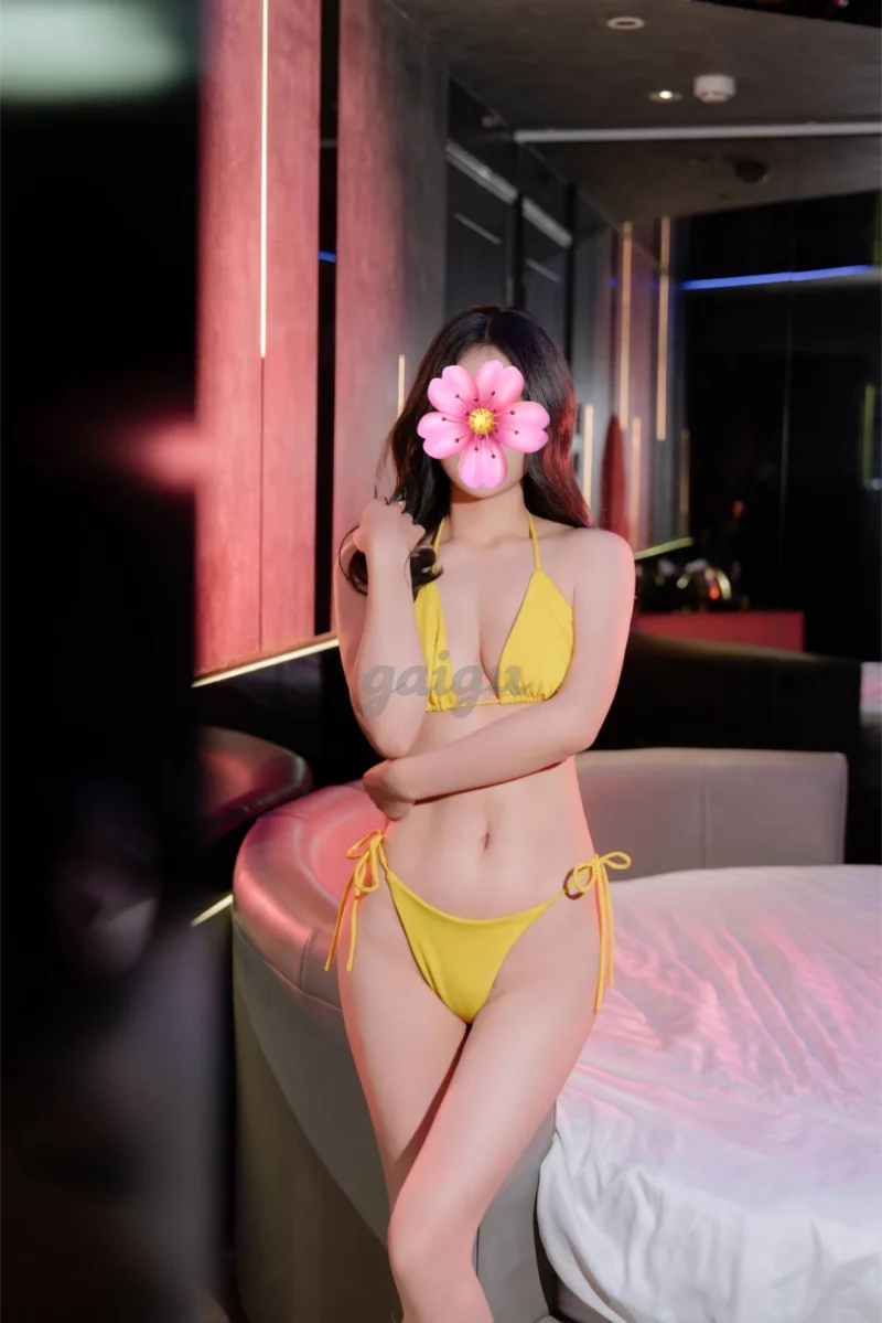 GIA HÂN 168cm XINH XẮN, NGỰC ĐẸP, DÁNG CHUẨN DỊU DÀNG