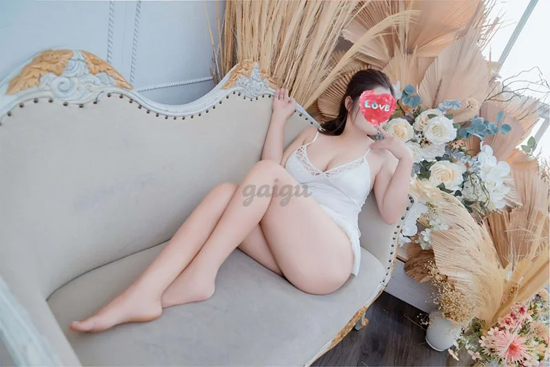 Đoan Trang vú to mông căng bím múp rụp nhiều nước làm tình say mê