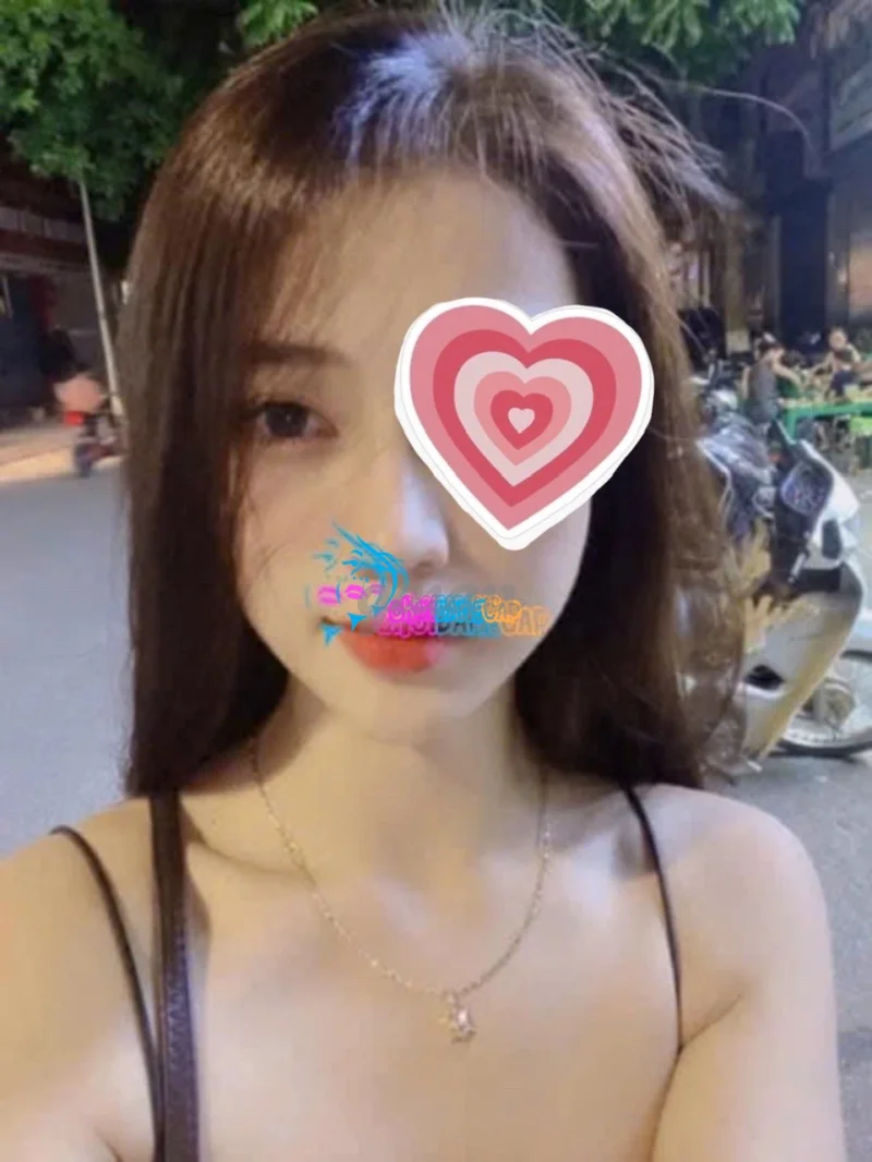 HÀ ANH ♥♥ VÚ TO TRÒN – BƯỚM KHÍT