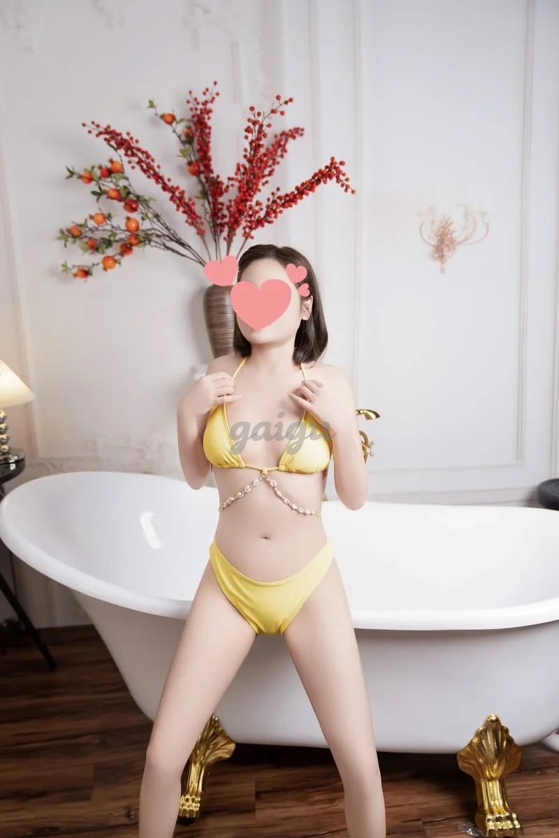 THU THUỶ ĐẸP MẶT XINH - NHẸ NHÀNG TÌNH CẢM - CỰC KỲ CHIỀU KHÁCH -LÀM TÌNH NHƯ NGƯỜI YÊU !