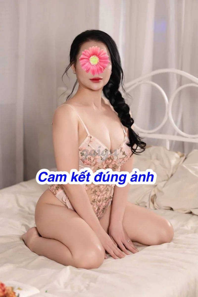 NEW RUBY MÔNG CĂNG ĐÉT,VÚ NGON BÚT MÚT PHÊ,HÀNG DÂM LÀM TÌNH ĐỈNH