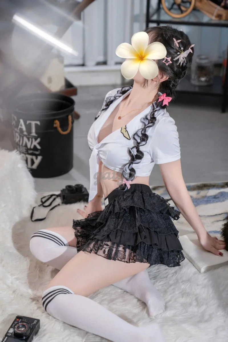 TIỂU LINH _ XINH DÂM MÌNH DÂY