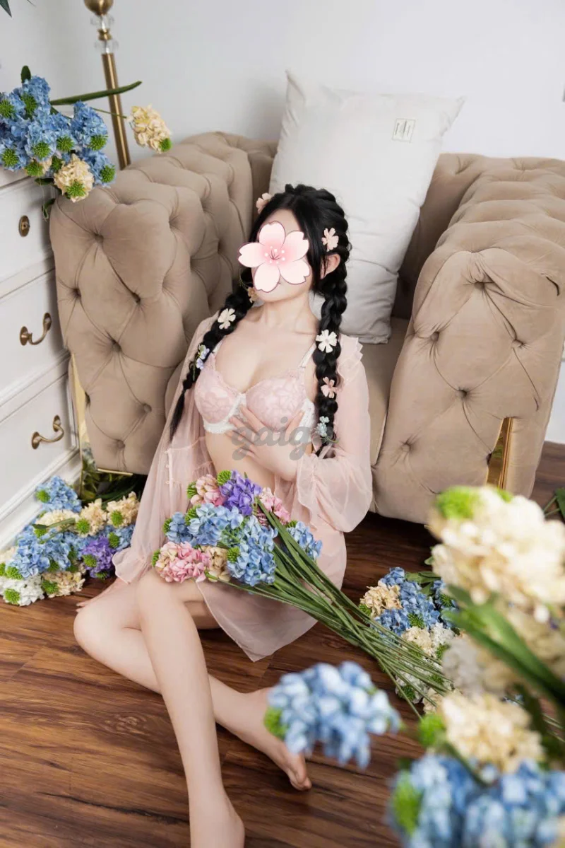 ❣️Hân Hân❣️Gái non 2k6 vú bím hồng, mặt xinh duyên dáng