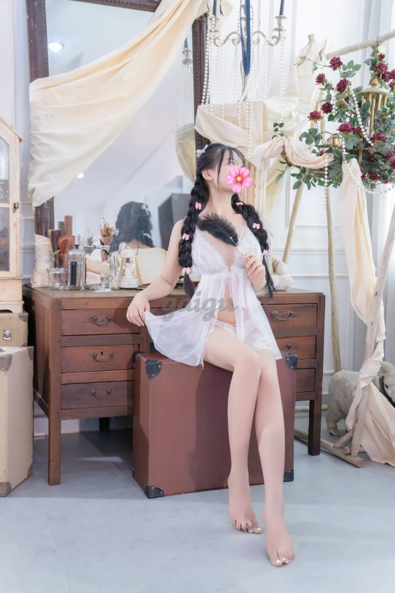 TIỂU BỐI 165cm XINH XẮN, NGỰC ĐẸP, DÁNG CHUẨN DỊU DÀNG