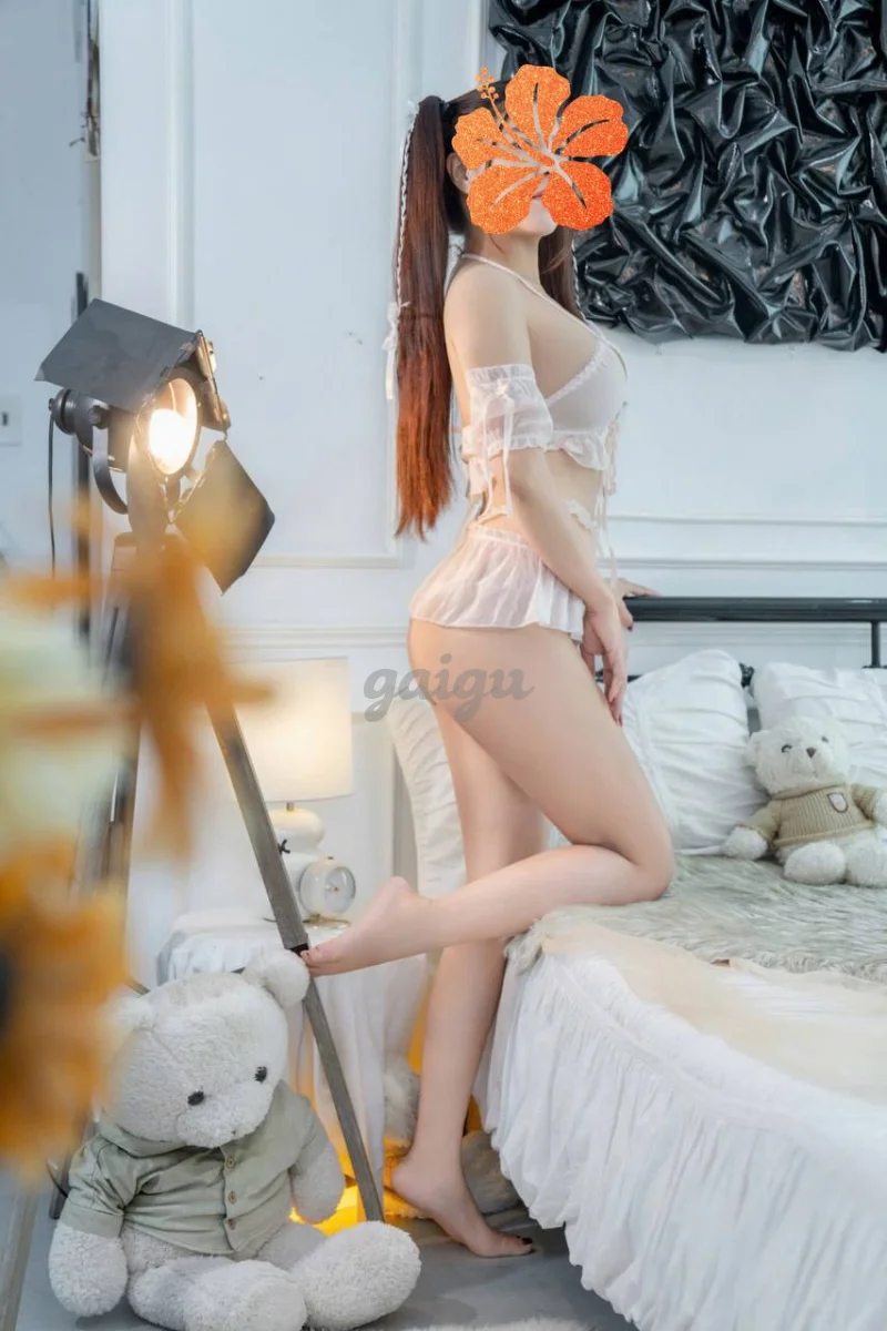 Ngọc Tú - Body cực đẹp, hàng dâm, nước nôi cho anh em lựa chọn