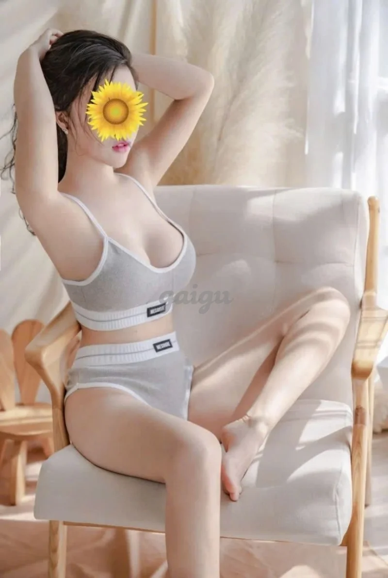 Lam Thy-MẶT XINH BODY NÓNG BỎNG VÚ TO BƯỚM KHÍT THẦN DÂM TRONG TỪNG BIỂU HIỆN NHIỆT TÌNH CHIỀU CHUỘN