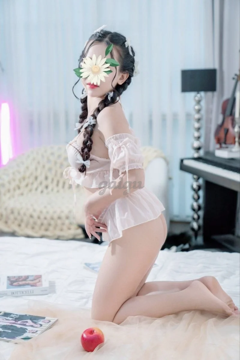 THANH VY NỮ DÂM GÁI MIỀN TÂY NGỌT NƯỚC BƯỚM KHÍT MÔNG CĂNG XINH ĐẸP HẤP DẪN