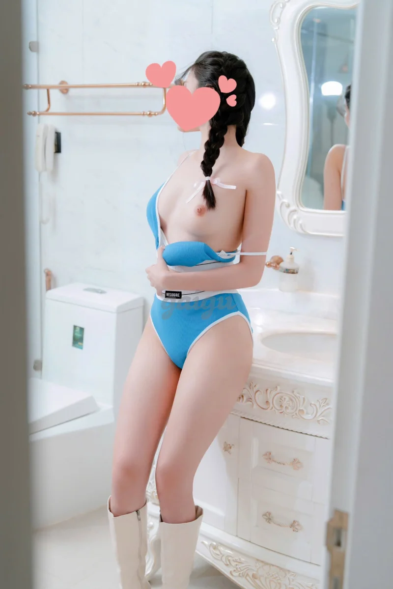 Hà Vy gái non mới lên sóng lần đầu