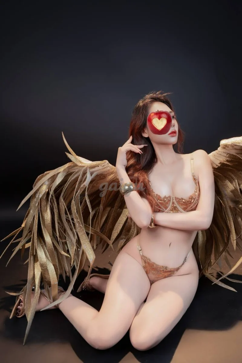 ❤️Hoàng Vy❤️ Hotgirl Chân Dài Xinh Lung Linh