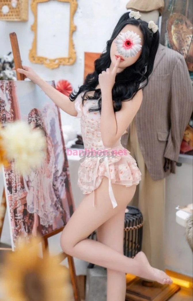 Gia Hân BaBy - Mặt Xinh Dáng Đẹp Làm Tình Ngất Ngây