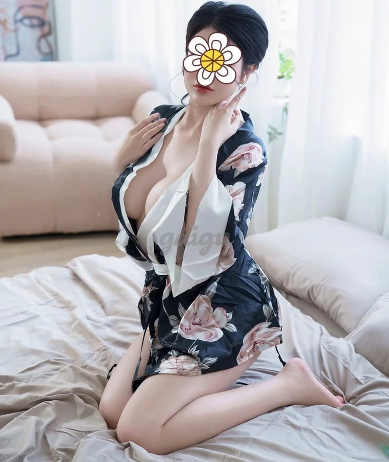 TIỂU VÂN - ♥️♥️♥️GÁI MIỀN NAM VẺ ĐẸP RẠNG NGỜI - VÚ TO MÔNG MẨY - KHOÁI CẢM DỤC VỌNG