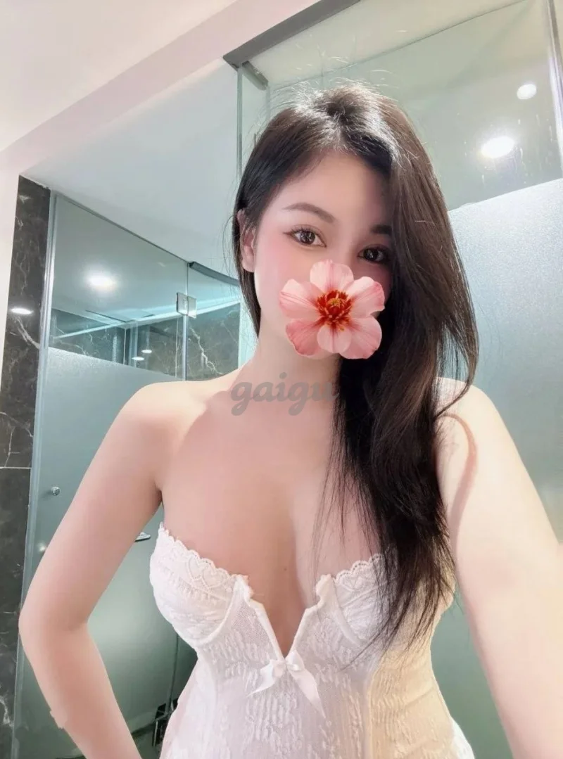 [SIÊU HOT] NGỌC BABIER - DÂM NỮ VÚ TO MÔNG BỰ SEXY