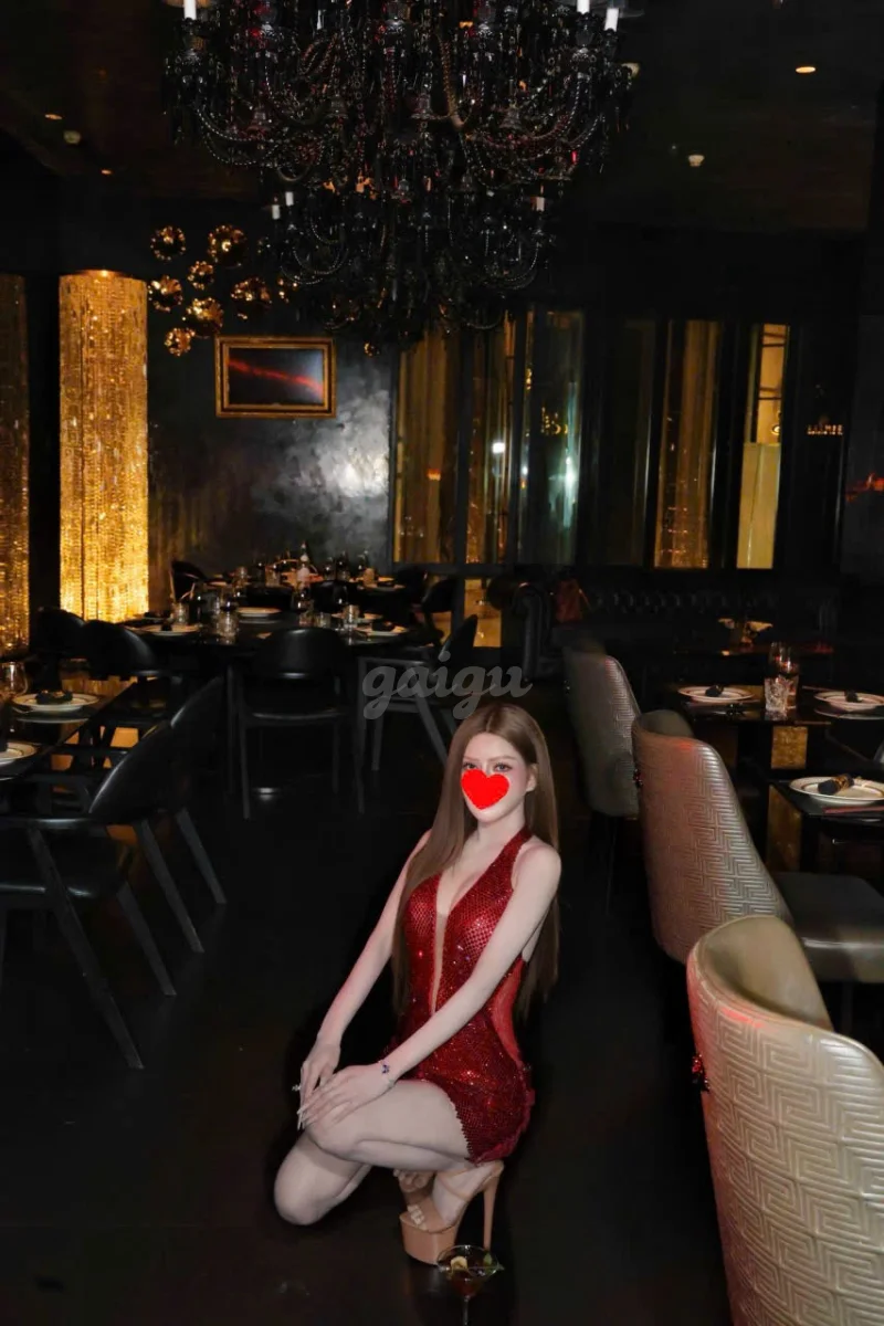 Cát Tiên_ Hotgirl xinh đẹp, body nuột như người mẫu