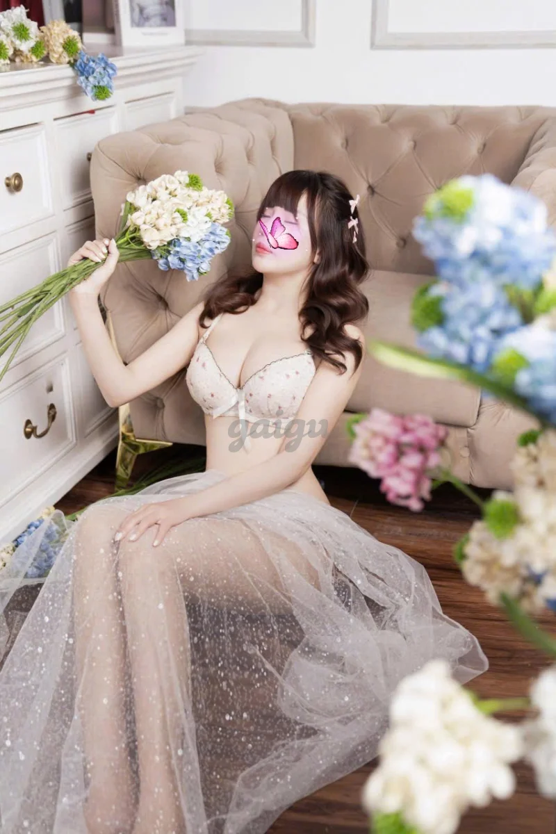 ⭐ PHƯƠNG XINH ⭐ HÀNG CHƯA SINH ĐẺ - BƯỚM KHÍT