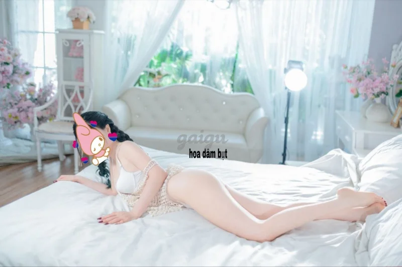 KIM NGÂN - Làm Tình tận nóc , cao thủ bú liếm , cia