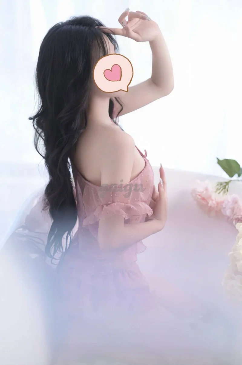 Yến Vy Hotgirl  Trẻ Xinh Ngoan Hiền Nhiệt Tình