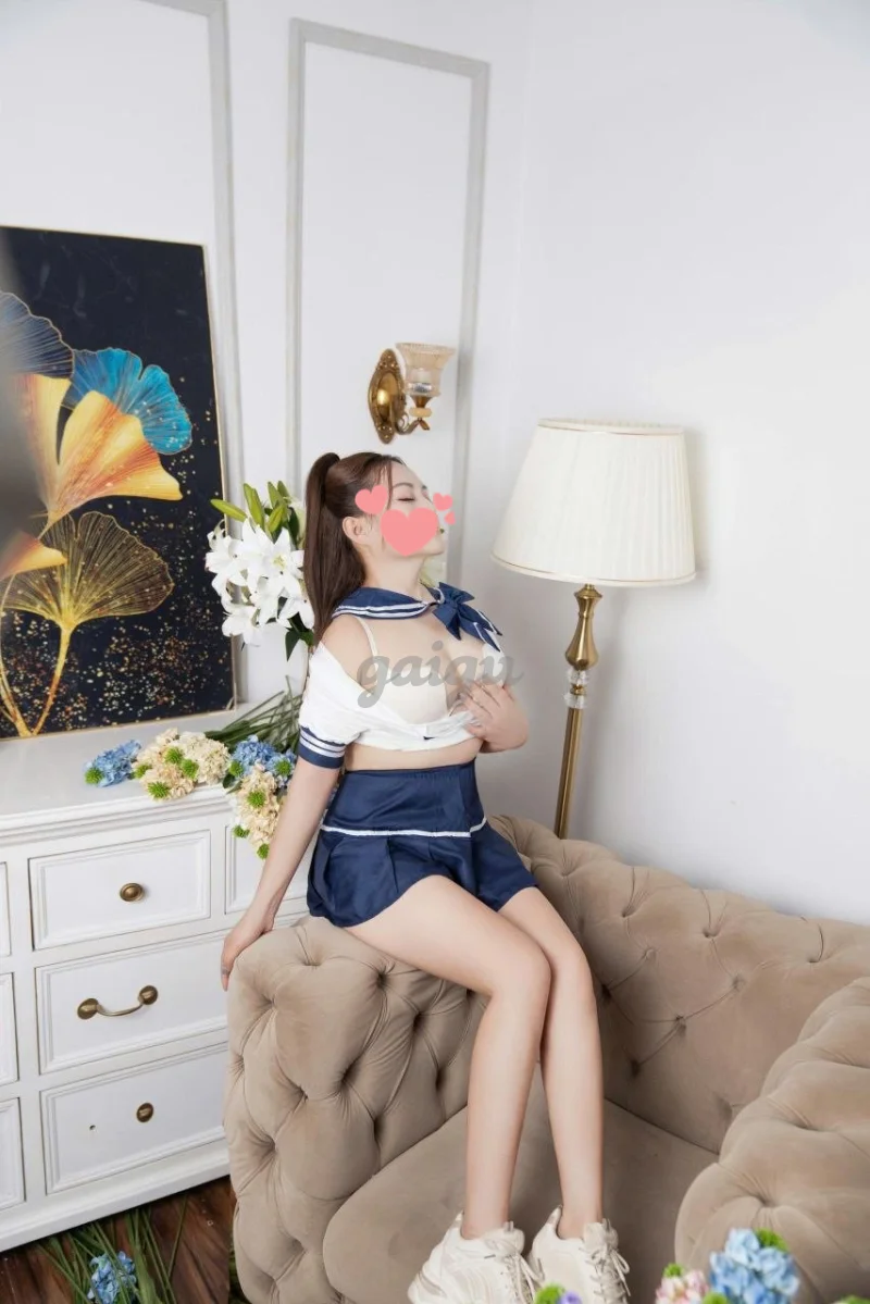 Thảo Tina THẦN DÂM SG QUẤY HẾT MÌNH