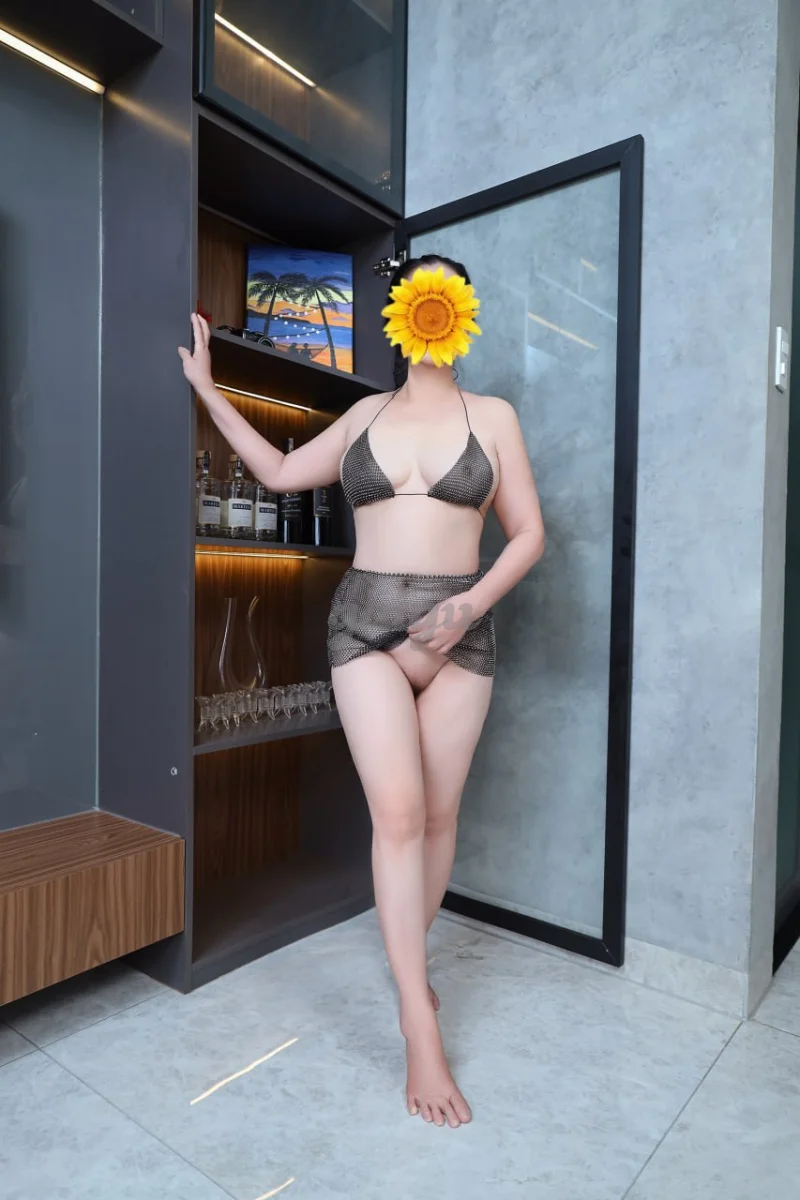 HOT HOÀNG THU SIÊU PHẨM ĐỘC LẠ  HỒI XUÂN THICH BÚ CU LÀM TÌNH CHƠI KIỂU CUỒNG DÂM NHƯ PHIM XES MỸ