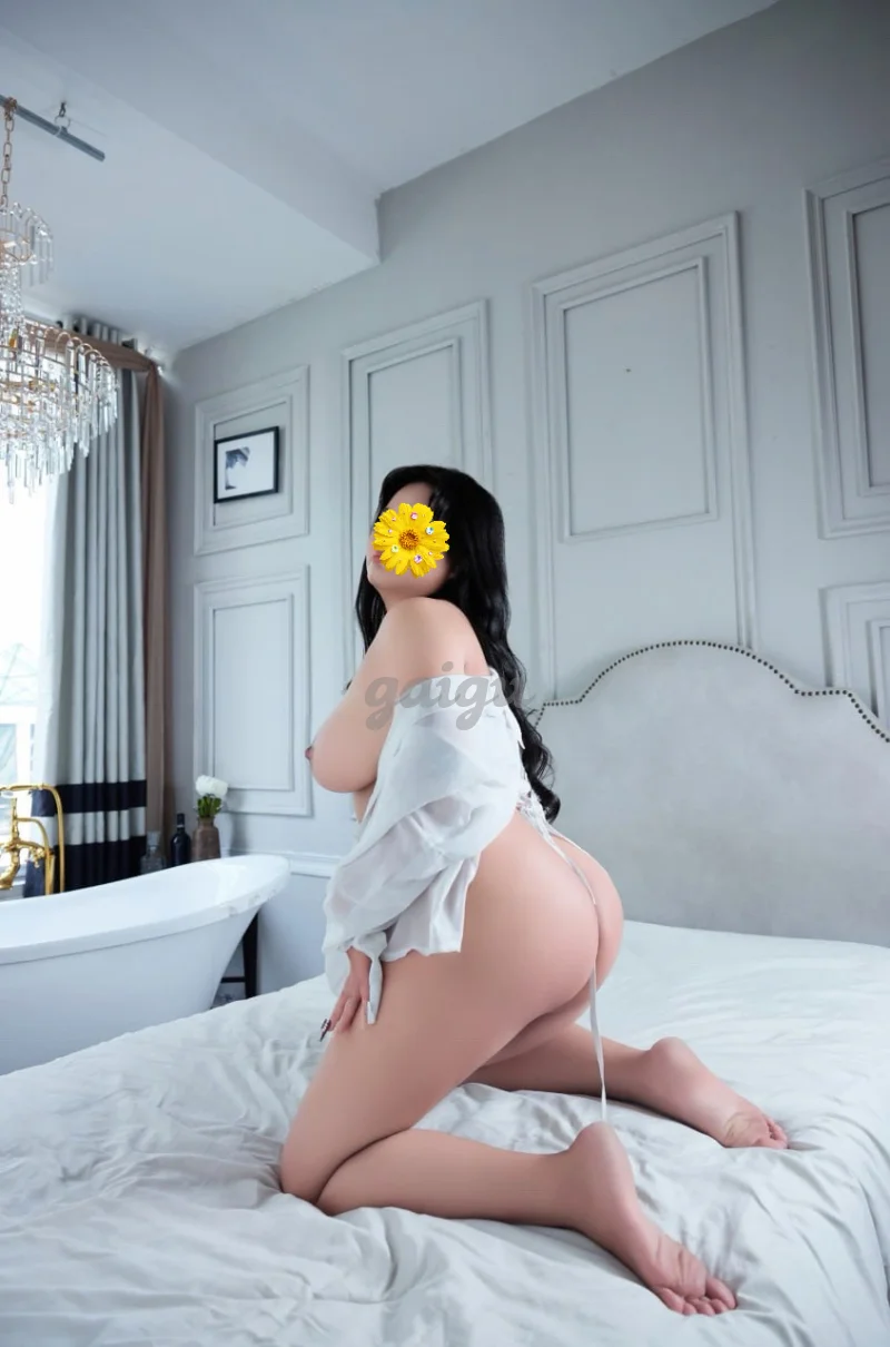 [⭐ VIP ] Ngọc Oanh - Siêu Phẩm Bánh Mật Mủm Mỉm Đáng Yêu, Dịch Vụ Hấp Dẫn