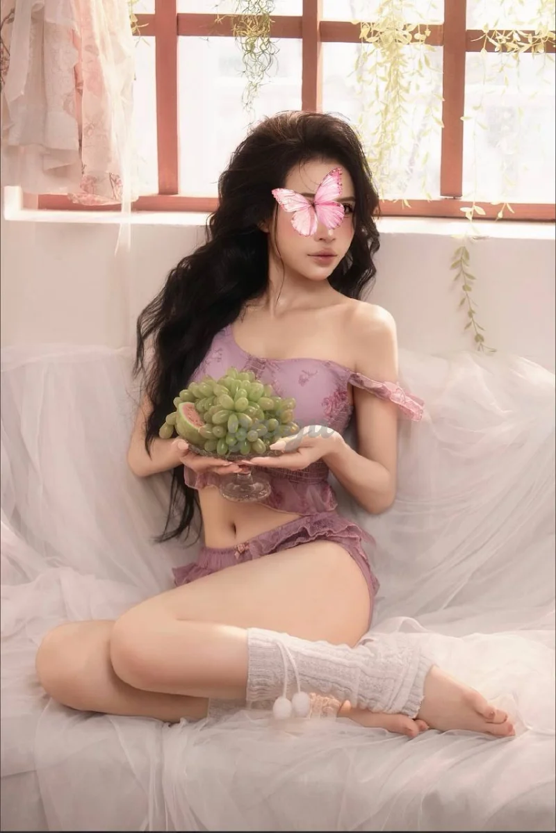 Linh Xinh🔥NON TƠ XINH DÂM BÍM ĐẸP VÚ HỒNG MÔNG CĂNG MẨY