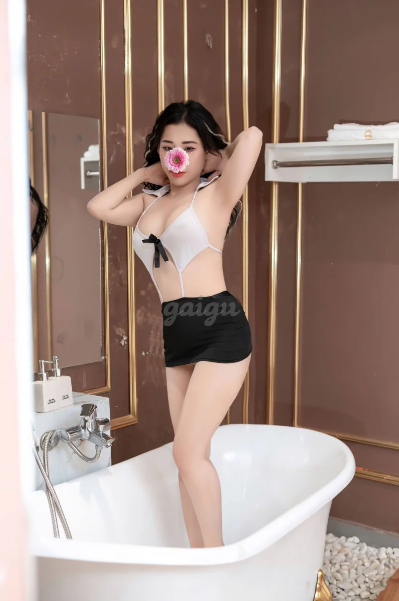 THẢO TÂY ❤️ DÂM NỮ BODY SEXY - EM HÀNG SIÊU DÂM - CHIỀU KHÁCH TỚI BẾN