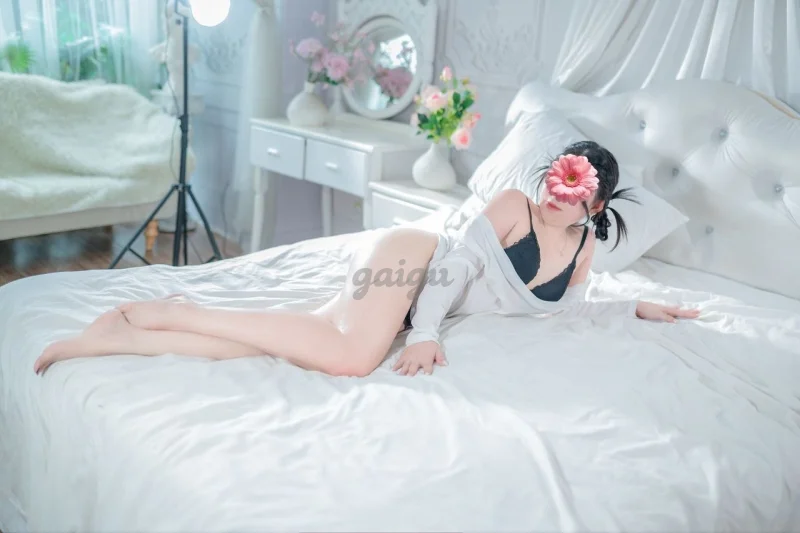 CÁT TƯỜNG - CỰC PHẨM XINH - SANG - BODY BỐC LỬA GƯƠNG MẶT DÂM ĐÃNG