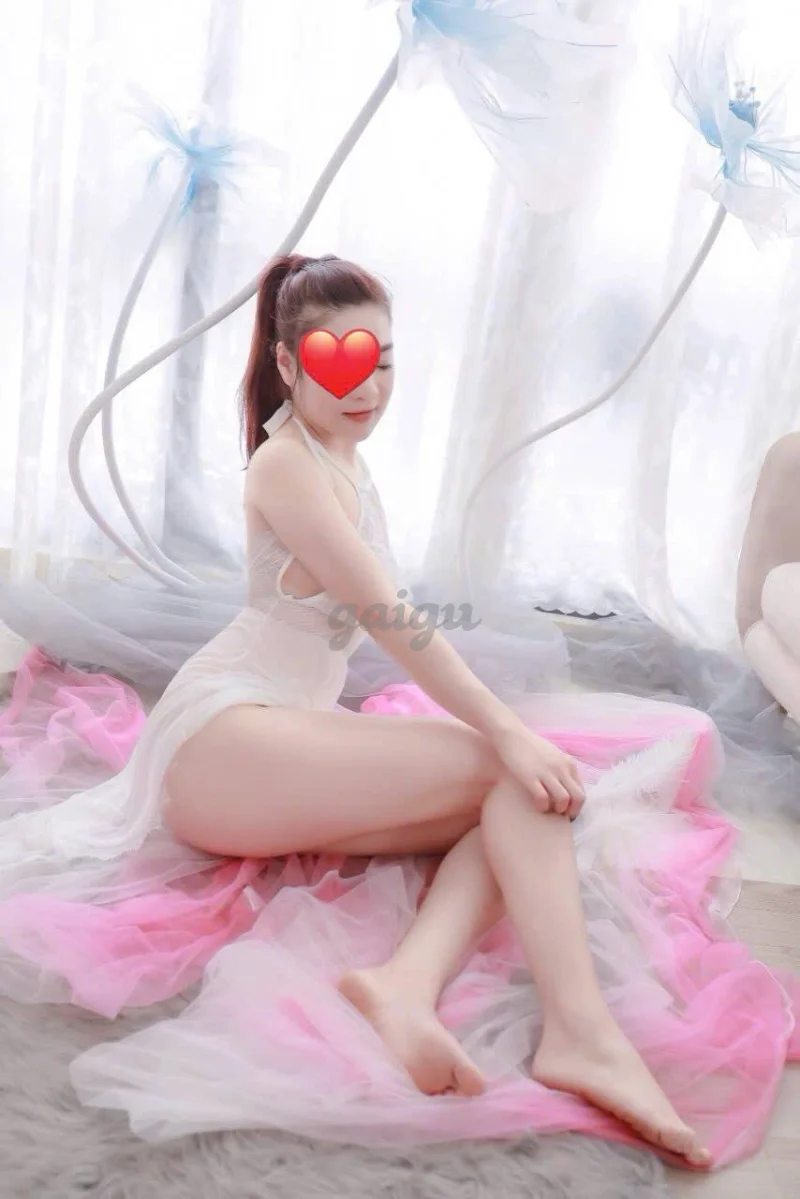 HÀ ANH Thần dâm, body nóng bỏng full service