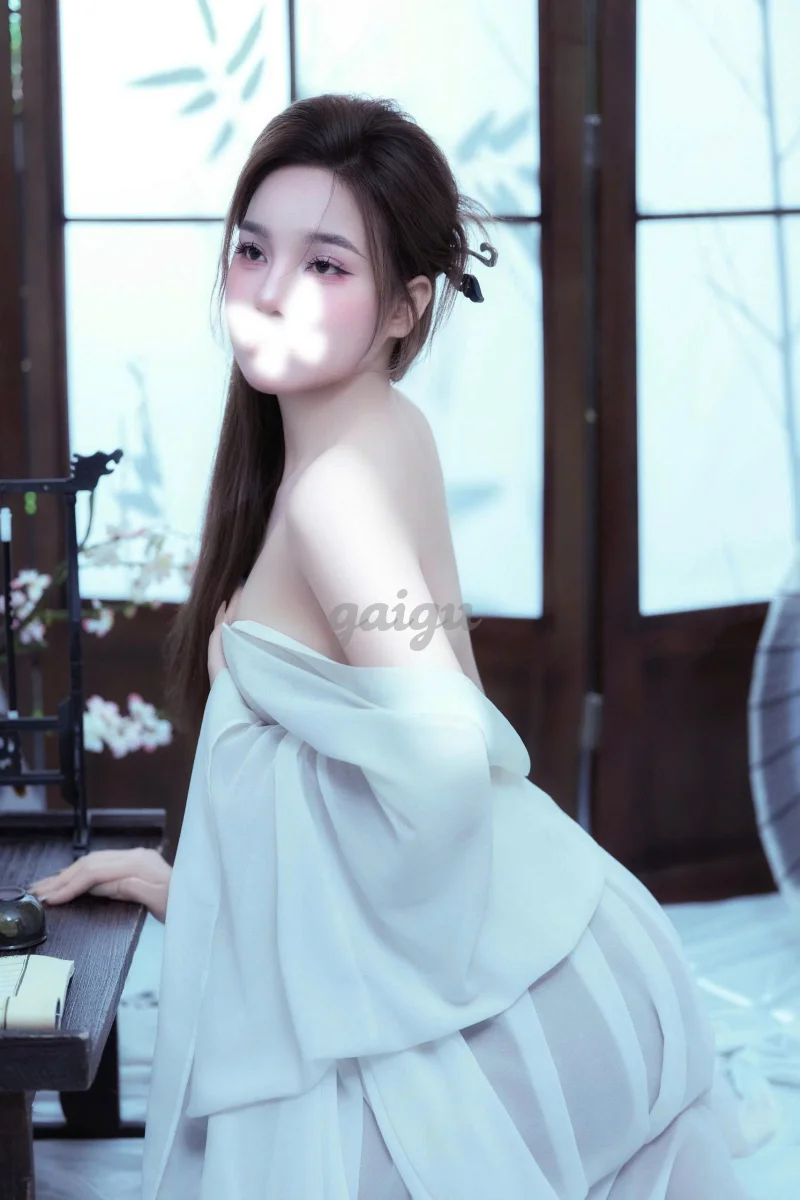 🌸CHANG CHANG🌸 2004 - XINH ĐẸP - SEXY - QUYẾN RŨ