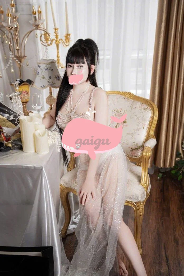 HUYỀN BABY - EM HÀNG NÓNG BỎNG, THƠM NGON