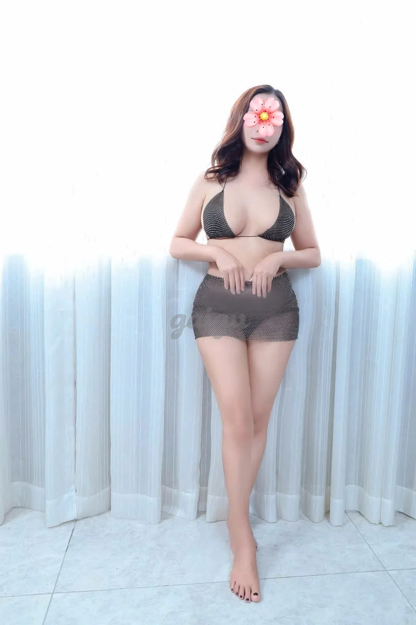 QUỲNH CHI DÂM ĐÃNG