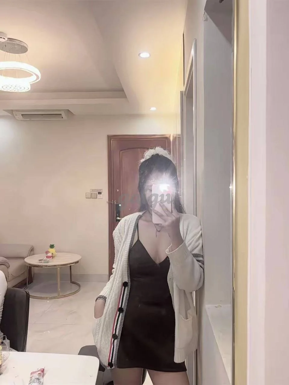 🔥 NEW🔥KHẢ VY – CÔ NÀNG CHÂN DÀI, MÔNG TO, ĐẸP MÊ HỒN🔥