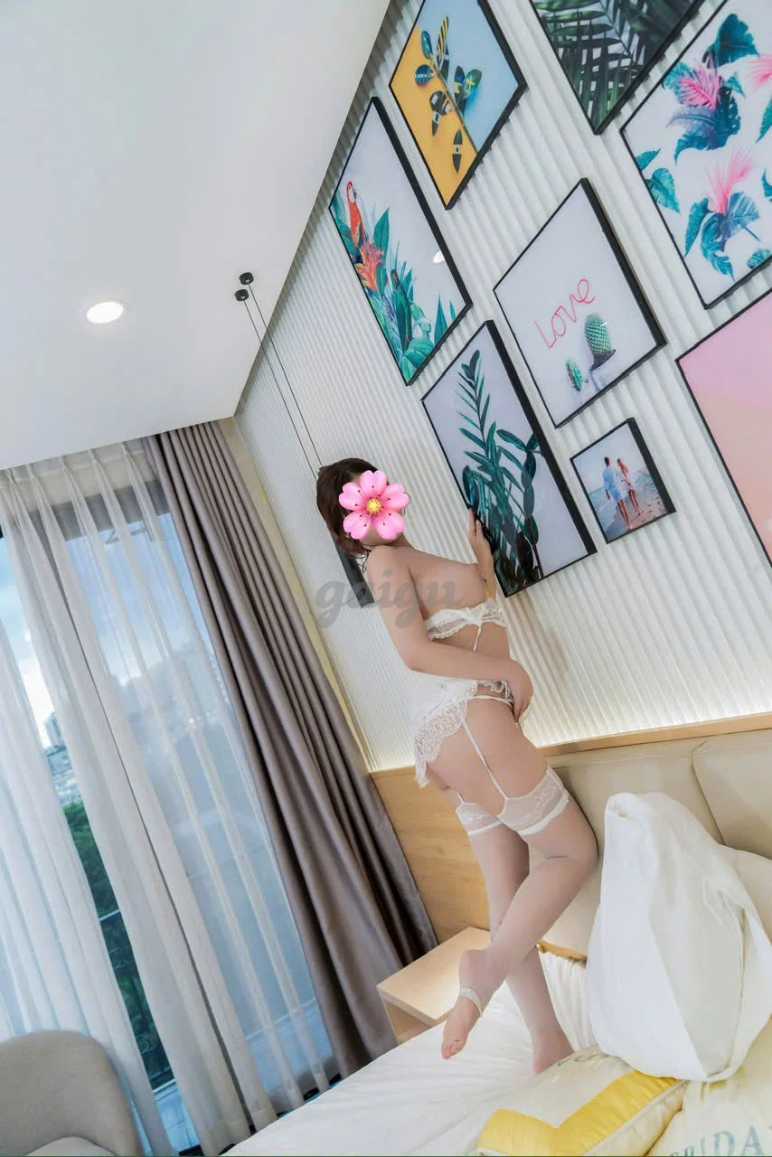 ❤️ BÉ SI 2005 ❤️ VÚ TO BÍM CĂNG MỌNG - DỄ THƯƠNG PHỤC VỤ NHẸ NHÀNG ÂU YẾM