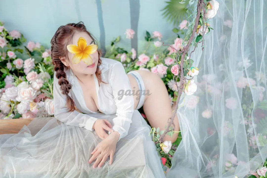 ❤️ Ngọc Trinh ❤️ Em Gái Miền Tây Mới Vào Nghề