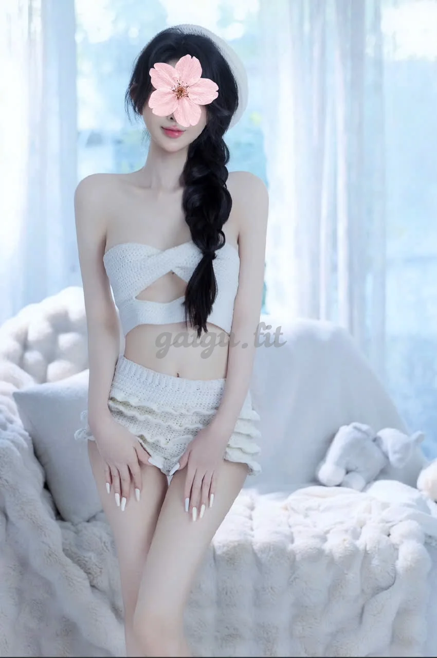 An nhi dâm đảng chiều khách người yêu