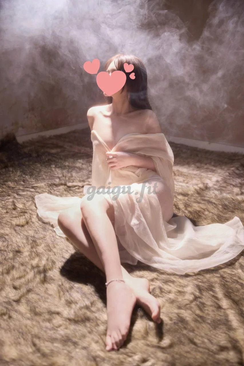SINH VIÊN⭐KHÁNH HUYỀN SINH VIÊN NĂM NHẤT ĐẠI HỌC DU LỊCH [CỰC XINH]