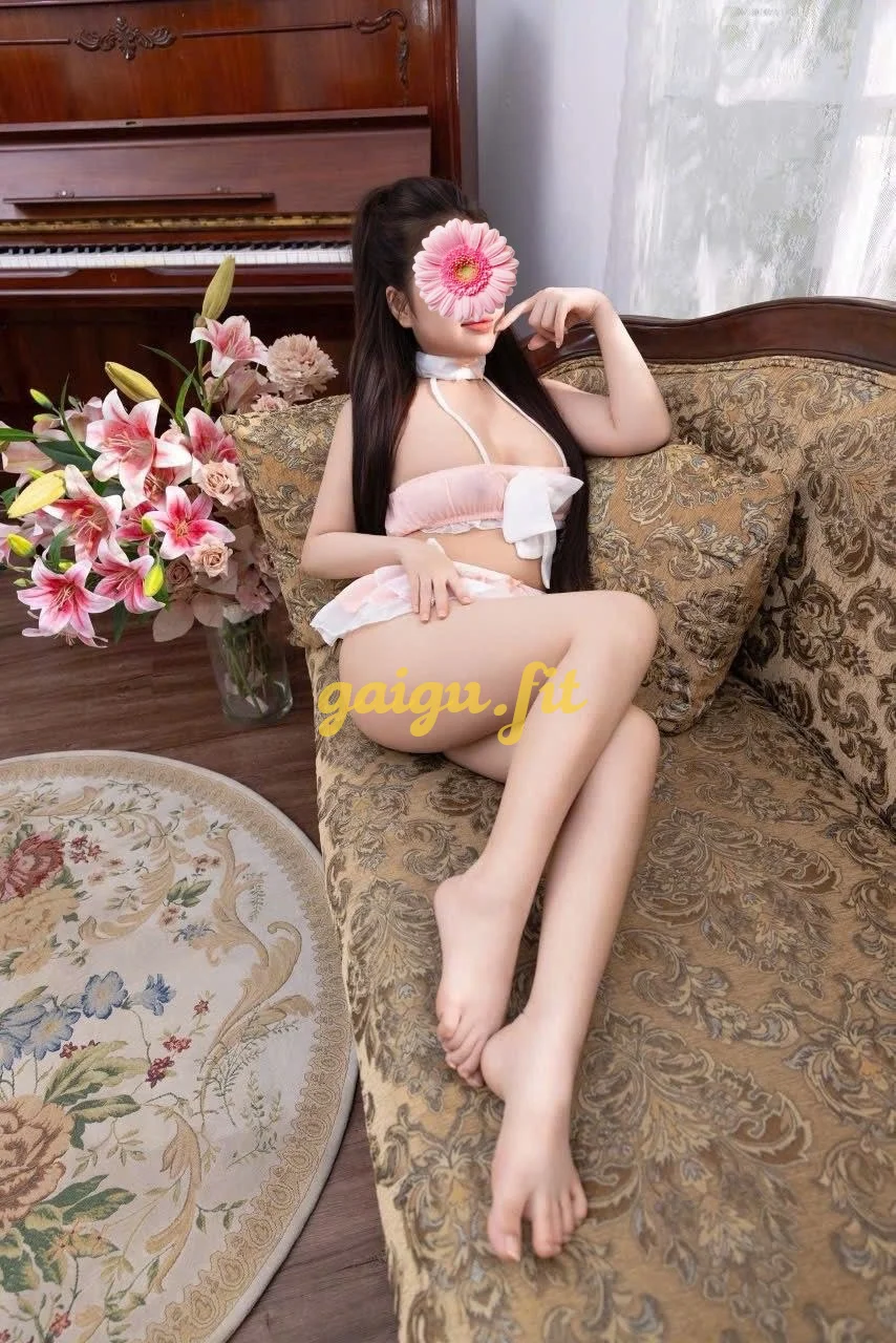 MY MY - Gái non, mới làm lần đầu ae nha